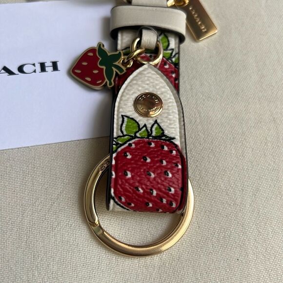 Coach Strawberry Trigger Snap Bag Charm In Signature Canvas Charm Key Holder - Picture 6 of 16